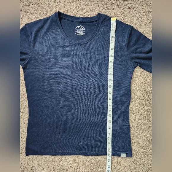 Merino Tech Wool Short Sleeve Shirt Navy Blue Women's Size Large NWOT - Picture 7 of 7
